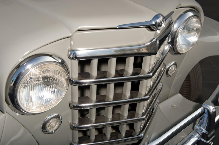Детали экстерьера Willys Jeep Station Wagon 1950 года  (фото 7 из 7)
